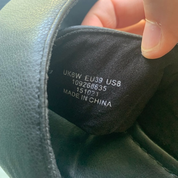 ASOS black platform sandals, size 8.5 - Picture 4 of 4